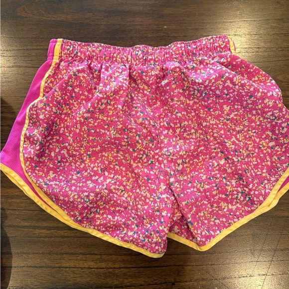 Nike Dri-FIT Running Shorts Bundle Women’s Athletic Activewear Size Medium EUC - Picture 3 of 16